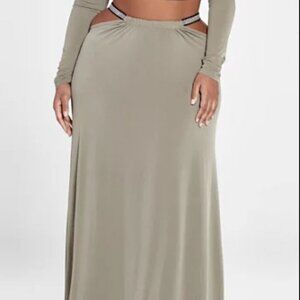 #13❤️ Brand New Fashion to Figure Brittnee Rhinestone Trim Maxi Skirt